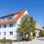 Schwarzkopf Bau Projekt Umbau im Raum Schwäbisch Gmünd Außenansicht eines Mehrfamilienwohnhauses